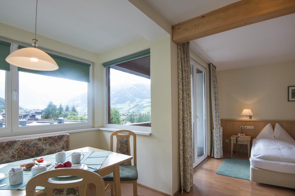 Haus Friedrichsburg - Bergbahnen Von Mai Bis November Inklusive Hotel Bad Hofgastein Værelse billede